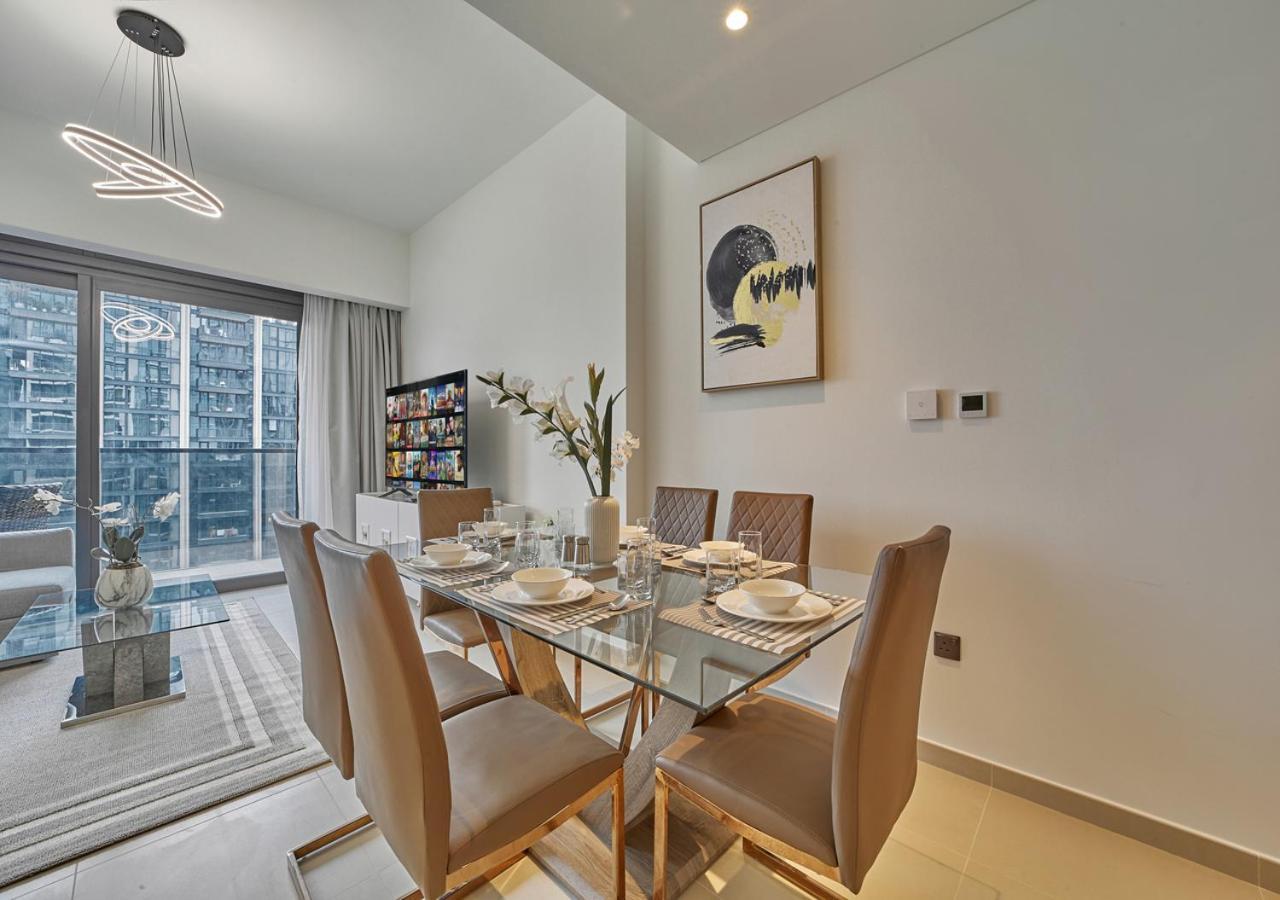 Majestic Act One 2br 37th Floor- Downtown- Boulevard View Apartment