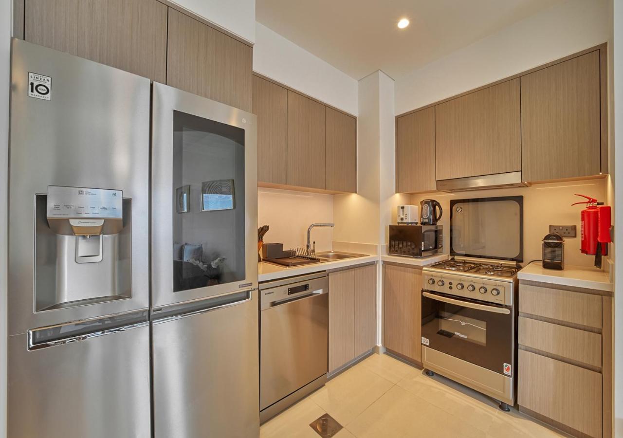 Majestic Act One 2br 37th Floor- Downtown- Boulevard View