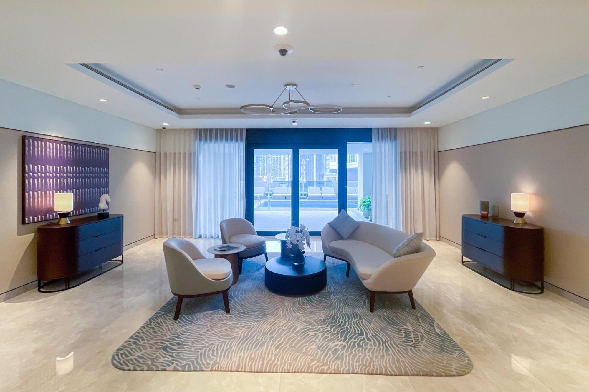 Majestic Act One 2br 37th Floor- Downtown- Boulevard View *