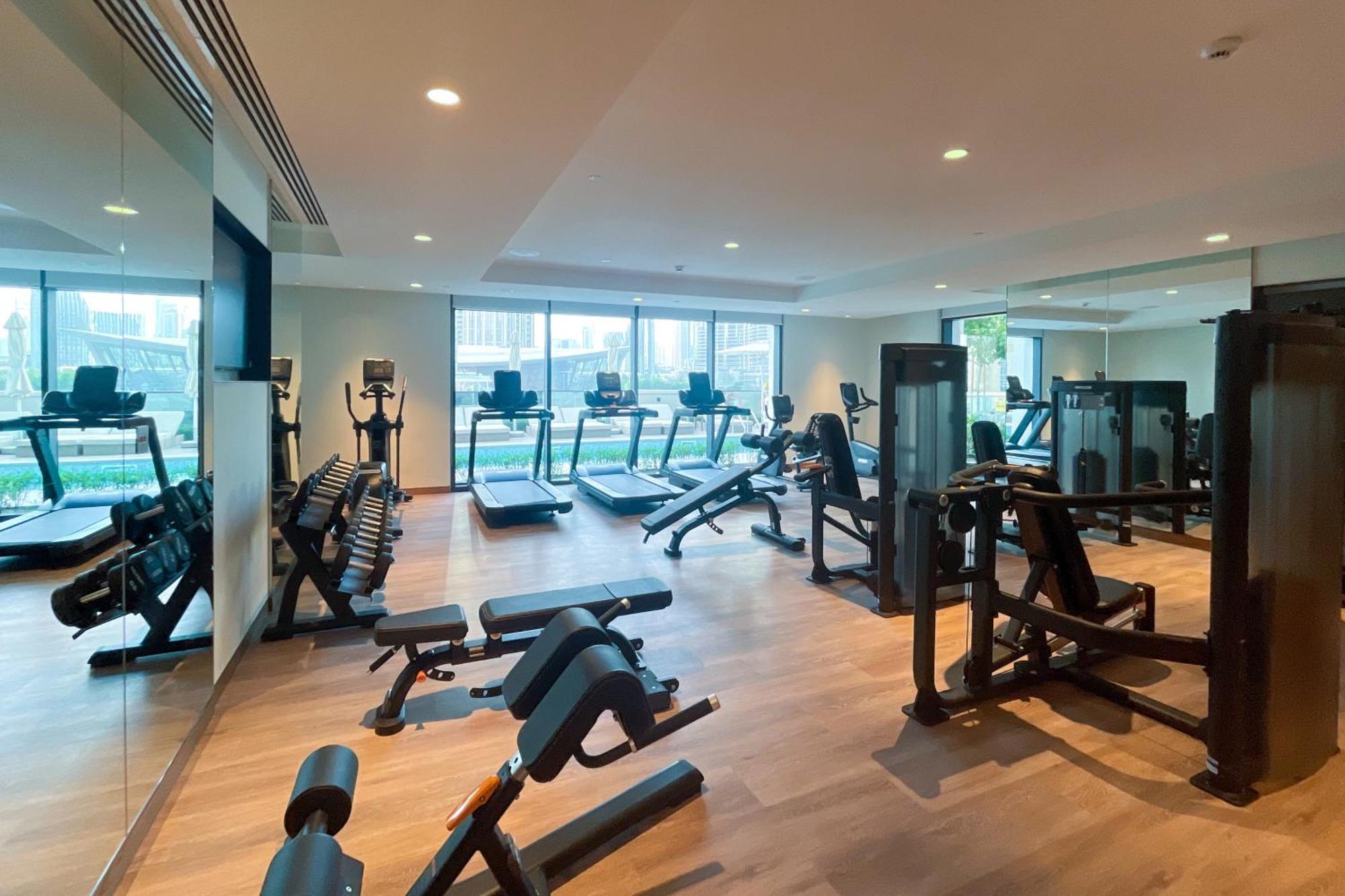 Majestic Act One 2br 37th Floor- Downtown- Boulevard View Apartment