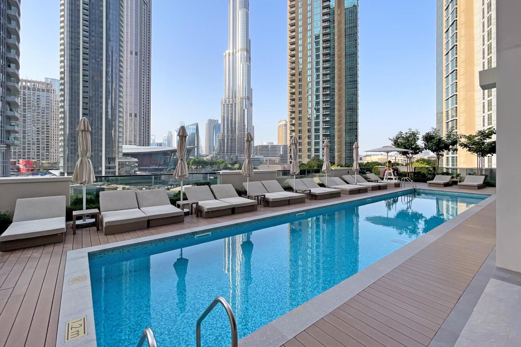 Majestic Act One 2br 37th Floor- Downtown- Boulevard View Apartment *